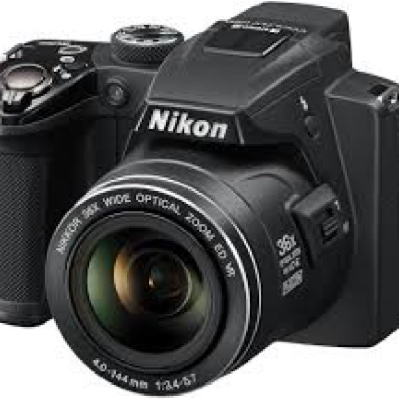 Nikon Coolpix P500 digital camera - Picture 1 of 2